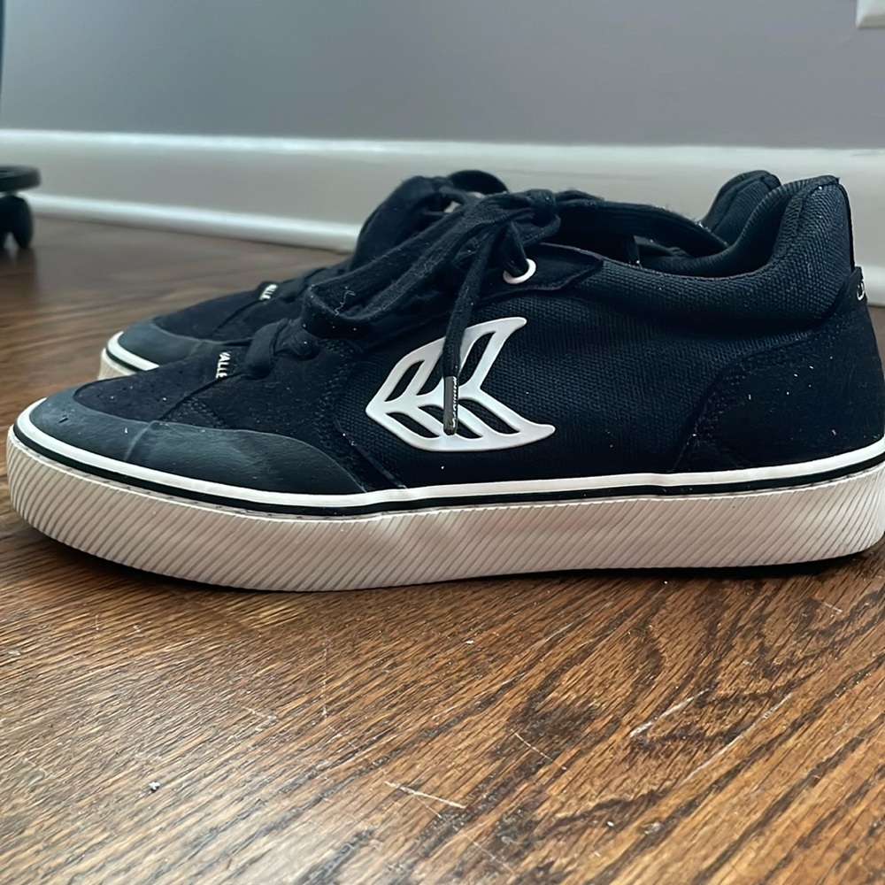 Cariuma | Vallely Black/Ivory Pro Skate Shoes